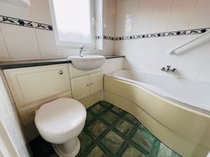 Photo 21- click for photo gallery